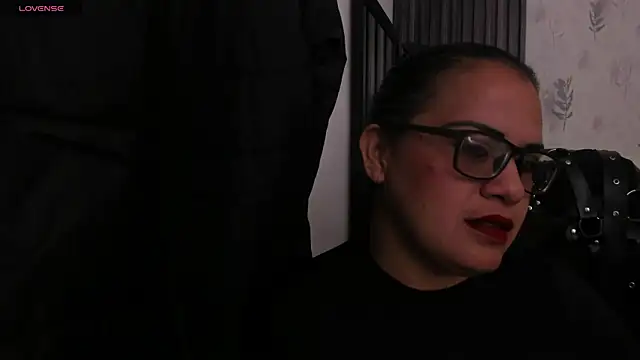 brigittemiller online show from November 26, 2025, 4:08 pm