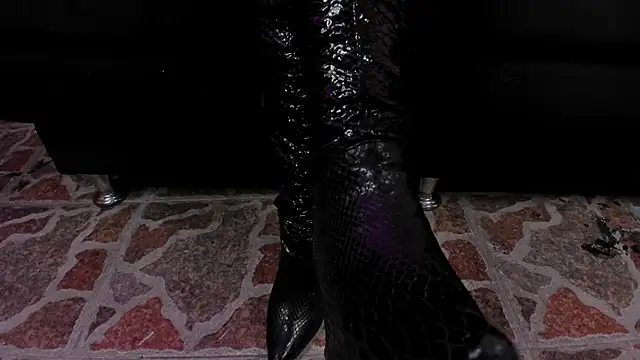 Snapshot of lilith-deveraux chatting on February 26, 2025, 6:21 pm lilith-deveraux online show from February 26, 2025, 6:21 pm