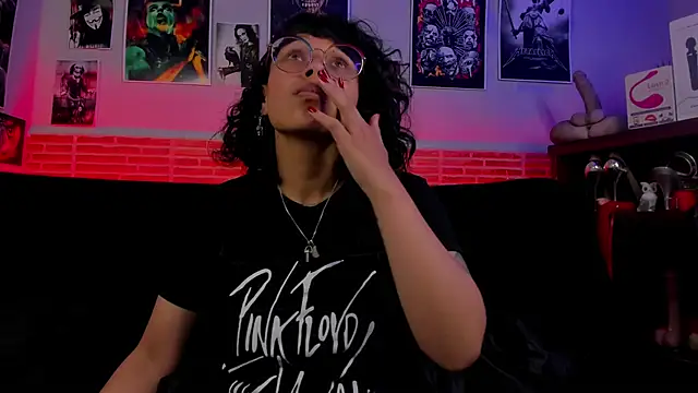 Snapshot of lilith-deveraux chatting on September 23, 2025, 9:18 pm lilith-deveraux online show from September 23, 2025, 9:18 pm