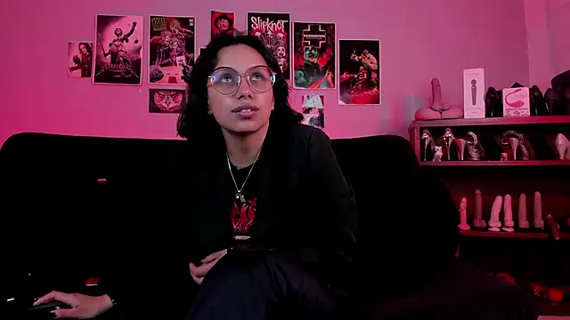 Snapshot of lilith-deveraux chatting on October 26, 2025, 11:53 pm lilith-deveraux online show from October 26, 2025, 11:53 pm