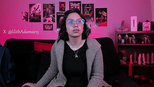 Snapshot of lilith-deveraux chatting on October 29, 2025, 1:46 pm lilith-deveraux online show from October 29, 2025, 1:46 pm