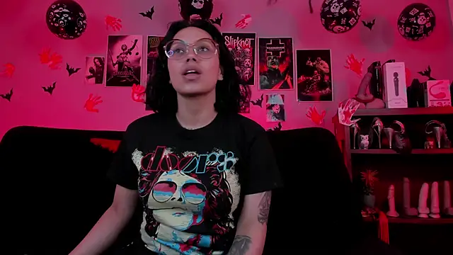 Snapshot of lilith-deveraux chatting on November 10, 2025, 12:53 am lilith-deveraux online show from November 10, 2025, 12:53 am