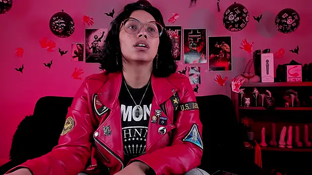 Snapshot of lilith-deveraux chatting on November 11, 2025, 9:59 pm lilith-deveraux online show from November 11, 2025, 9:59 pm