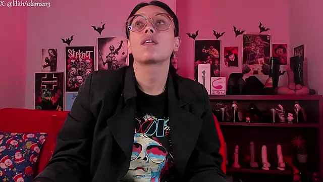 Snapshot of lilith-deveraux chatting on December 15, 2025, 1:59 pm lilith-deveraux online show from December 15, 2025, 1:59 pm