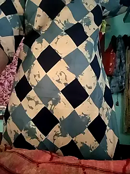 Snapshot of gunjan22 chatting on December 6, 2024, 5:53 am gunjan22 online show from December 6, 2024, 5:53 am