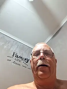 NawtyB1965 online show from February 6, 2026, 3:44 am