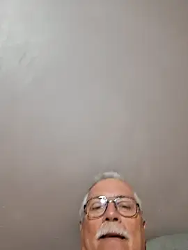 NawtyB1965 online show from April 10, 2026, 4:06 am