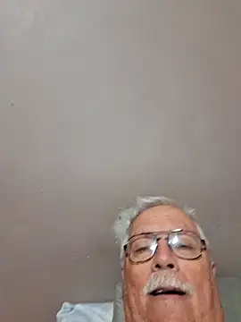 Snapshot of NawtyB1965 chatting on June 7, 2026, 4:27 am NawtyB1965 online show from June 7, 2026, 4:27 am