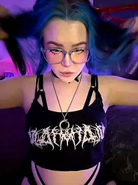 MaddisonHaas online show from November 22, 2025, 12:42 am