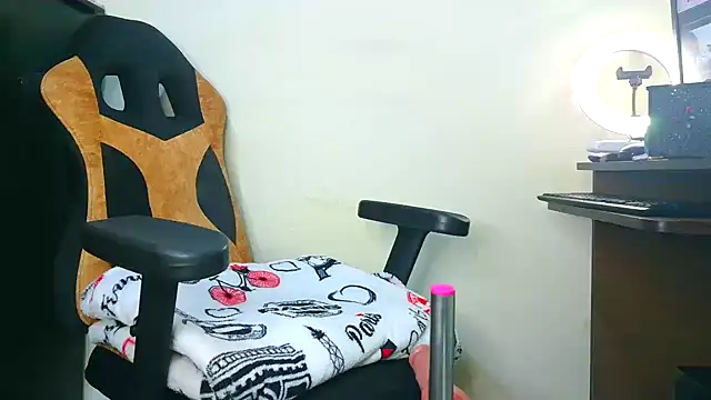 Samary thomas online show from December 3, 2025, 12:40 am