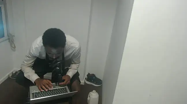 Snapshot of Mastertopdome chatting on January 16, 2025, 11:27 pm Mastertopdome online show from January 16, 2025, 11:27 pm