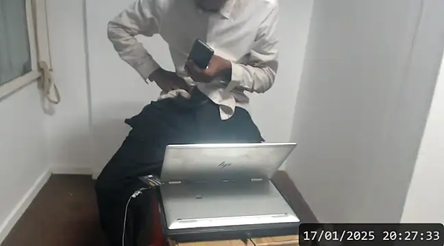 Snapshot of Mastertopdome chatting on January 17, 2025, 11:29 pm Mastertopdome online show from January 17, 2025, 11:29 pm