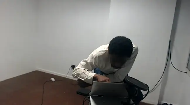 Snapshot of Mastertopdome chatting on February 15, 2025, 11:03 pm Mastertopdome online show from February 15, 2025, 11:03 pm