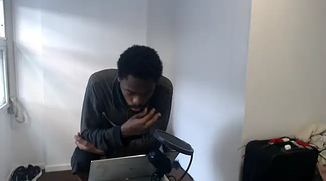 Snapshot of Mastertopdome chatting on February 27, 2025, 7:37 pm Mastertopdome online show from February 27, 2025, 7:37 pm