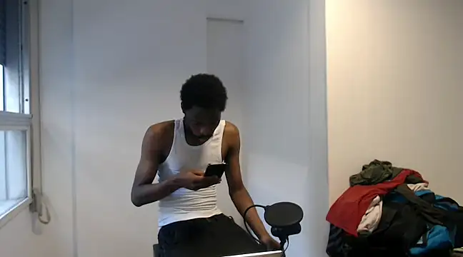 Snapshot of Mastertopdome chatting on March 6, 2025, 8:48 pm Mastertopdome online show from March 6, 2025, 8:48 pm