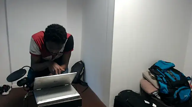 Snapshot of Mastertopdome chatting on March 14, 2025, 10:05 pm Mastertopdome online show from March 14, 2025, 10:05 pm