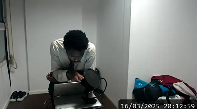 Snapshot of Mastertopdome chatting on March 16, 2025, 11:14 pm Mastertopdome online show from March 16, 2025, 11:14 pm