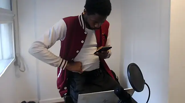 Snapshot of Mastertopdome chatting on March 20, 2025, 2:53 pm Mastertopdome online show from March 20, 2025, 2:53 pm