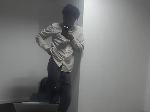 Snapshot of Mastertopdome chatting on October 3, 2025, 1:02 am Mastertopdome online show from October 3, 2025, 1:02 am