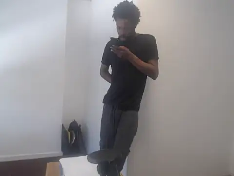 Snapshot of Mastertopdome chatting on October 4, 2025, 3:54 pm Mastertopdome online show from October 4, 2025, 3:54 pm