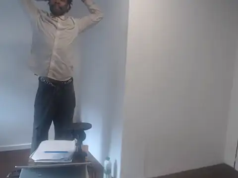 Snapshot of Mastertopdome chatting on October 15, 2025, 12:49 pm Mastertopdome online show from October 15, 2025, 12:49 pm