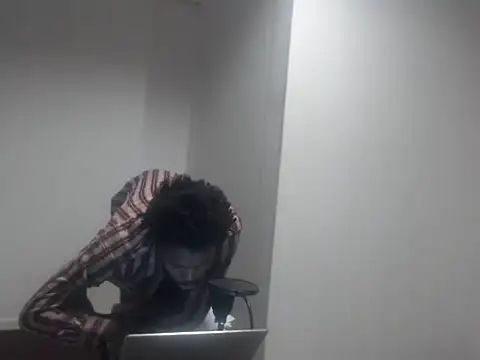 Snapshot of Mastertopdome chatting on November 4, 2025, 11:26 pm Mastertopdome online show from November 4, 2025, 11:26 pm