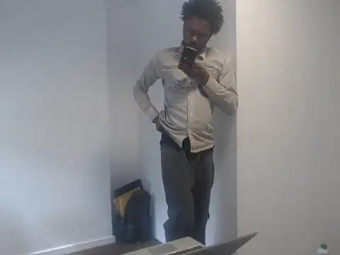 Snapshot of Mastertopdome chatting on November 7, 2025, 12:38 pm Mastertopdome online show from November 7, 2025, 12:38 pm