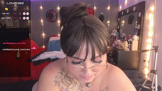 Snapshot of Ivonnee__ chatting on March 11, 2025, 7:37 am Ivonnee online show from March 11, 2025, 7:37 am