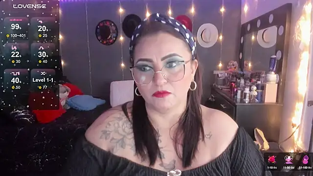 Snapshot of Ivonnee__ chatting on March 23, 2025, 6:58 am Ivonnee online show from March 23, 2025, 6:58 am