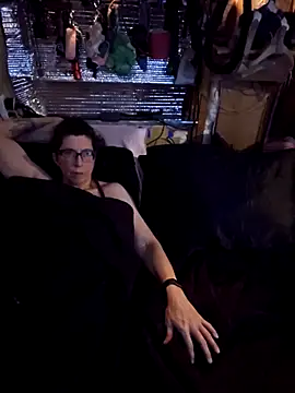 alienbunny online show from January 13, 2025, 4:18 am