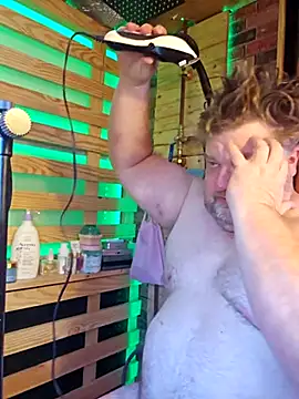 alienbunny online show from March 5, 2025, 10:10 pm