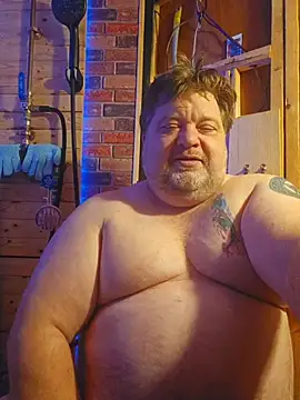 alienbunny online show from December 5, 2025, 4:43 am