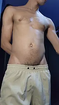 boyminerin00 online show from December 2, 2025, 2:28 am