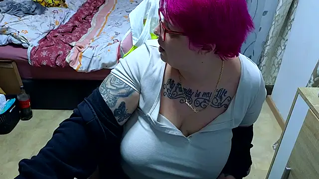 SunshineLexi online show from January 21, 2025, 8:00 pm