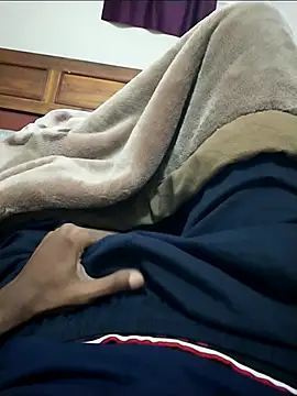 Snapshot of ravi707984 chatting on November 15, 2025, 5:16 am ravi707984 online show from November 15, 2025, 5:16 am