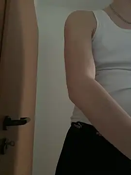 Snapshot of kevin344112 chatting on March 1, 2025, 12:12 pm kevin344112 online show from March 1, 2025, 12:12 pm