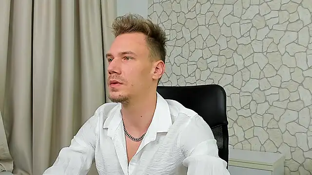 MateoBenjaminX online show from January 3, 2025, 7:29 pm