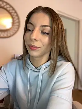 Mia Ethan online show from November 1, 2025, 11:23 am