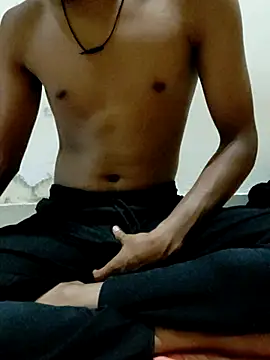 couple3 1 8 online show from November 14, 2025, 7:12 pm