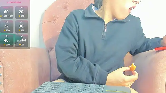  maria foxx  online show from February 18, 2025, 4:26 pm