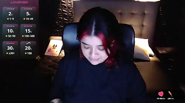 Snapshot of _ValeryStone_ chatting on December 22, 2024, 1:34 am  ValeryStone  online show from December 22, 2024, 1:34 am