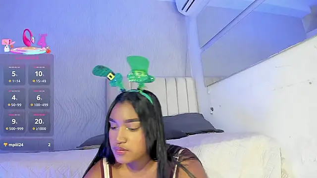 kayna gomez online show from March 17, 2026, 7:06 pm