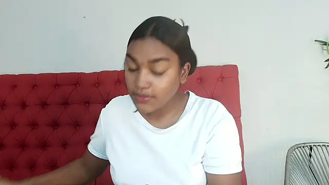 Snapshot of kayna_gomez chatting on July 17, 2026, 7:19 pm kayna gomez online show from July 17, 2026, 7:19 pm