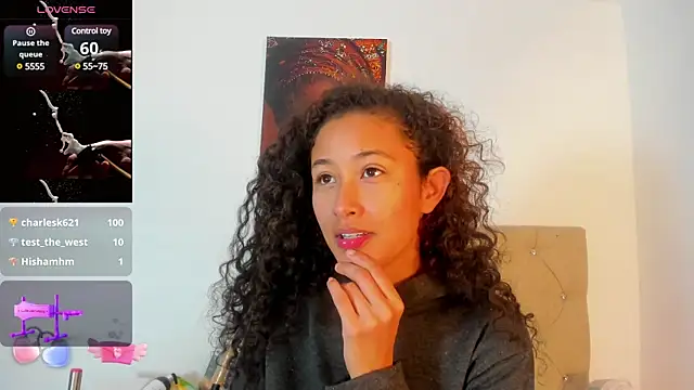 Snapshot of Milkdulce1 chatting on March 15, 2025, 9:19 am Milkdulce1 online show from March 15, 2025, 9:19 am