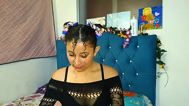 Snapshot of Milkdulce1 chatting on March 23, 2026, 4:22 pm Milkdulce1 online show from March 23, 2026, 4:22 pm