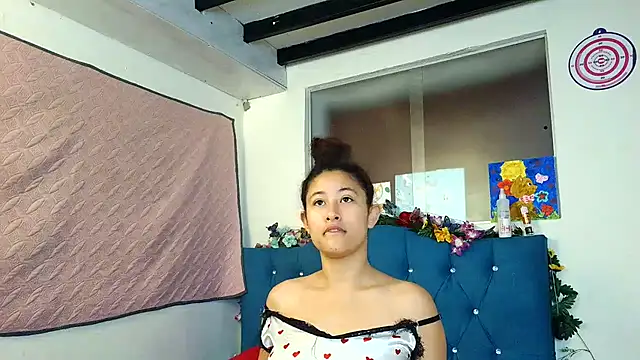 Snapshot of Milkdulce1 chatting on March 29, 2026, 1:44 pm Milkdulce1 online show from March 29, 2026, 1:44 pm