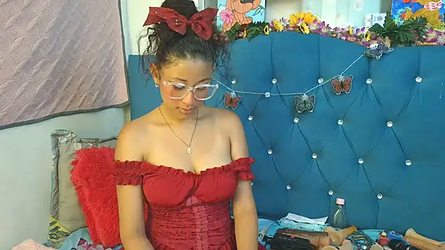Snapshot of Milkdulce1 chatting on April 16, 2026, 3:02 pm Milkdulce1 online show from April 16, 2026, 3:02 pm