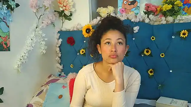 Snapshot of Milkdulce1 chatting on May 20, 2026, 1:50 pm Milkdulce1 online show from May 20, 2026, 1:50 pm