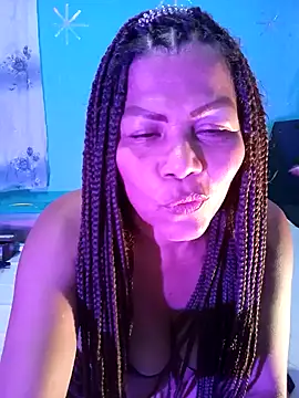 Snapshot of dulcesilvana10 chatting on December 19, 2024, 2:34 am dulcesilvana10 online show from December 19, 2024, 2:34 am