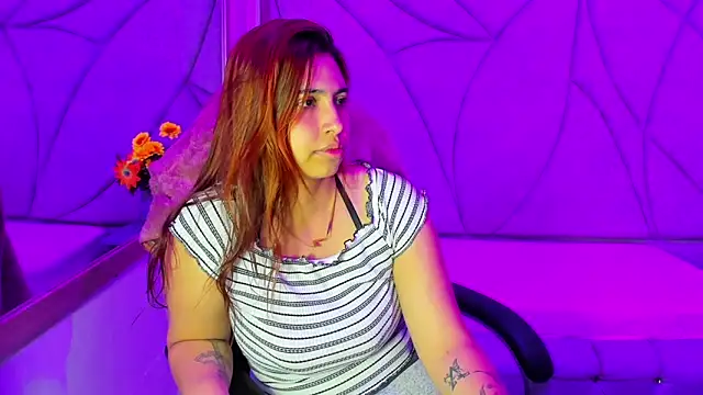 Tammy Blackk online show from November 2, 2025, 3:42 am